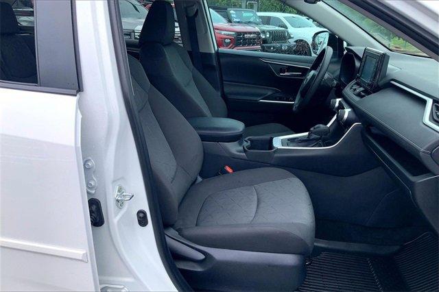2022 Toyota RAV4 Vehicle Photo in KANSAS CITY, MO 64114-4502