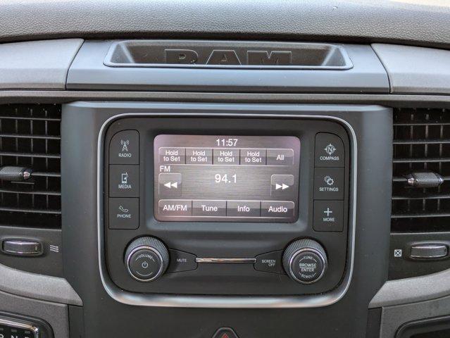 2022 Ram 1500 Classic Vehicle Photo in BRUNSWICK, GA 31525-1881