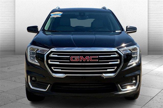 2024 GMC Terrain Vehicle Photo in TOPEKA, KS 66609-0000
