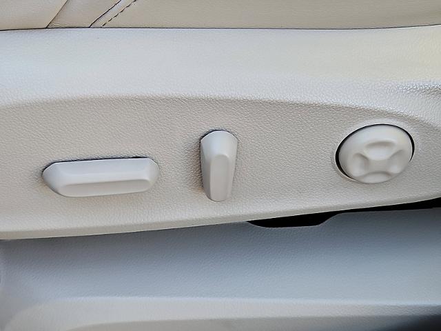 2017 Buick Envision Vehicle Photo in TREVOSE, PA 19053-4984