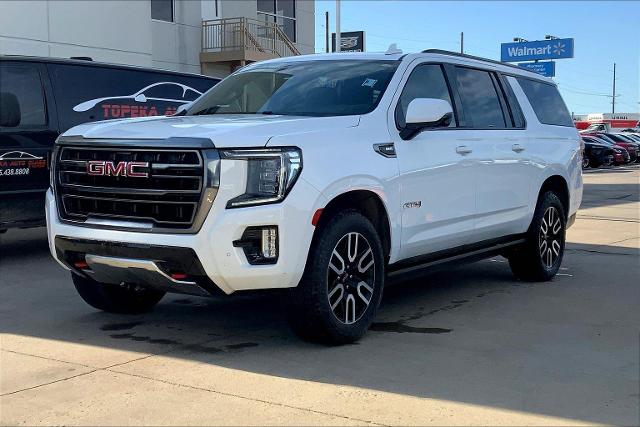 2023 GMC Yukon XL Vehicle Photo in TOPEKA, KS 66609-0000