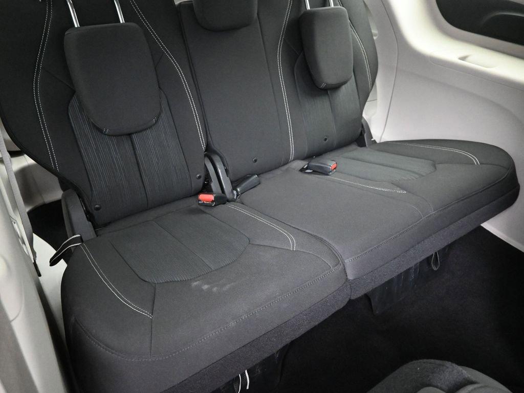 2020 Chrysler Voyager Vehicle Photo in Marion, IA 52302