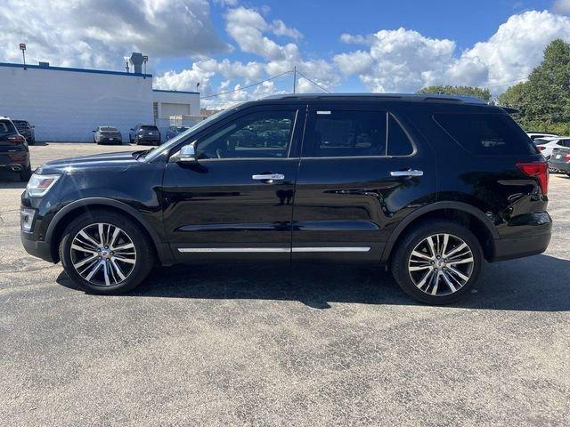 2017 Ford Explorer Vehicle Photo in Cedar Rapids, IA 52402