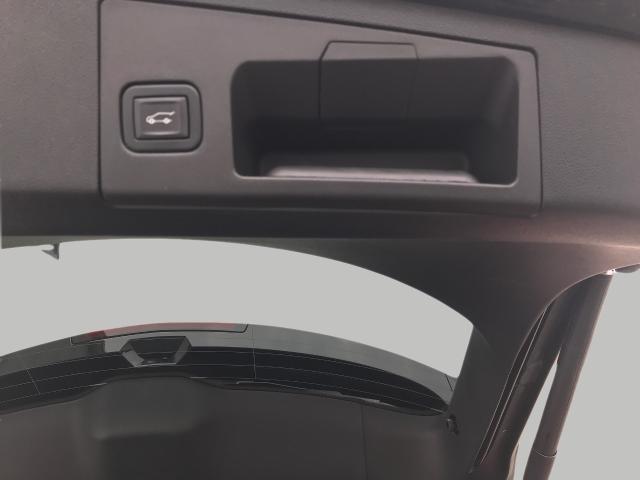 2022 Cadillac XT4 Vehicle Photo in GREEN BAY, WI 54303-3330