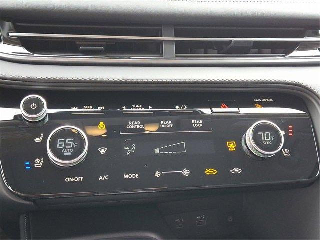 2025 INFINITI QX60 Vehicle Photo in Willow Grove, PA 19090