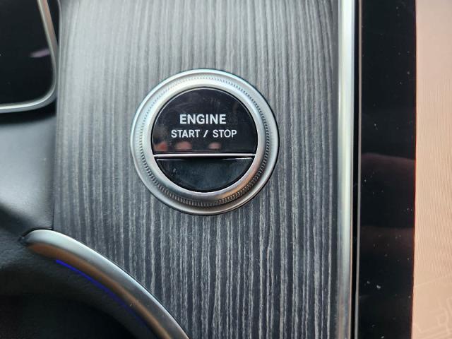 2025 Mercedes-Benz GLC Vehicle Photo in HOUSTON, TX 77079