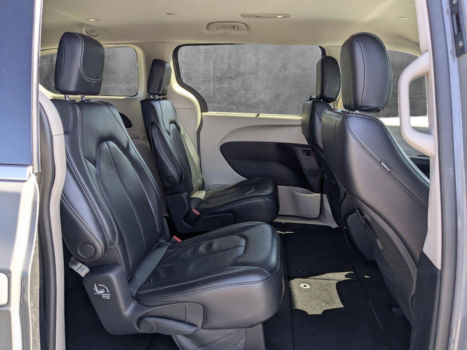 2022 Chrysler Pacifica Vehicle Photo in Spokane Valley, WA 99212