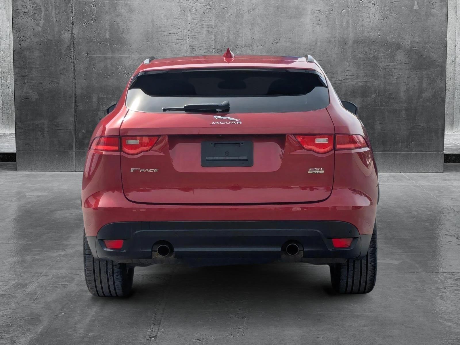 2018 Jaguar F-PACE Vehicle Photo in Spokane Valley, WA 99212