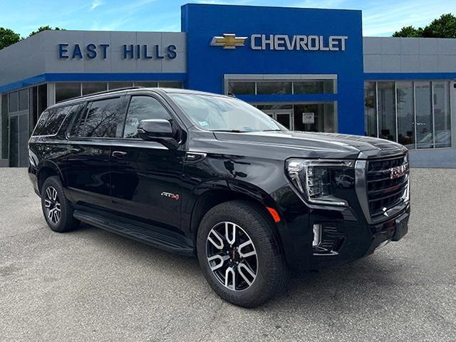 2023 GMC Yukon XL Vehicle Photo in Roslyn, NY 11576