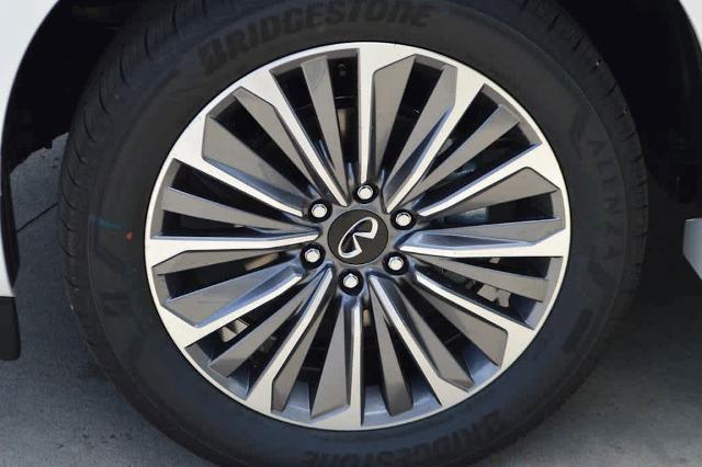2025 INFINITI QX80 Vehicle Photo in Houston, TX 77090