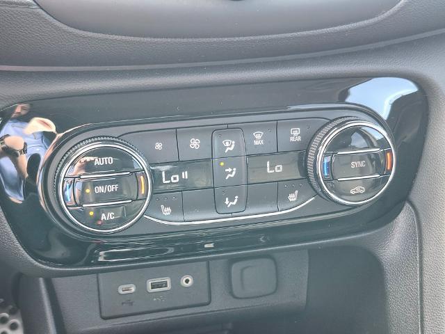 2023 Buick Encore GX Vehicle Photo in GREEN BAY, WI 54304-5303