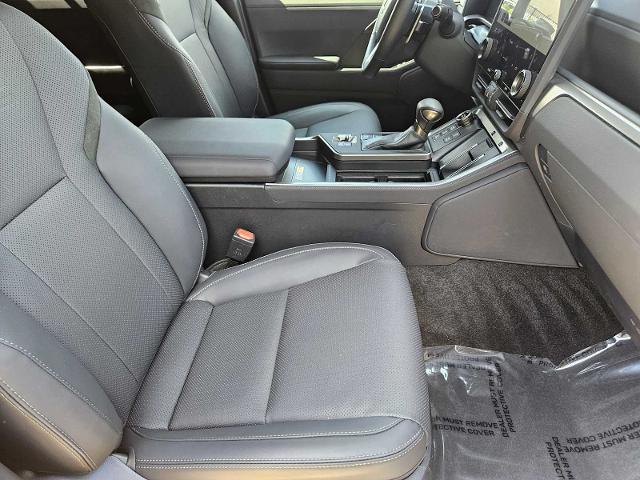 2024 Lexus GX 550 Vehicle Photo in FORT WORTH, TX 76132