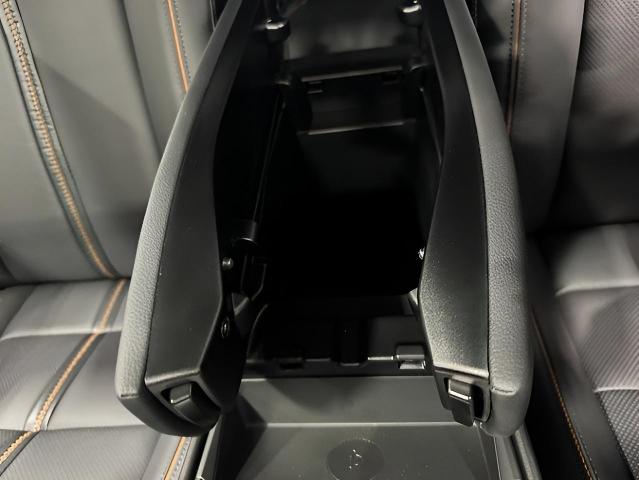 2025 Mazda CX-50 Hybrid Vehicle Photo in Green Bay, WI 54304