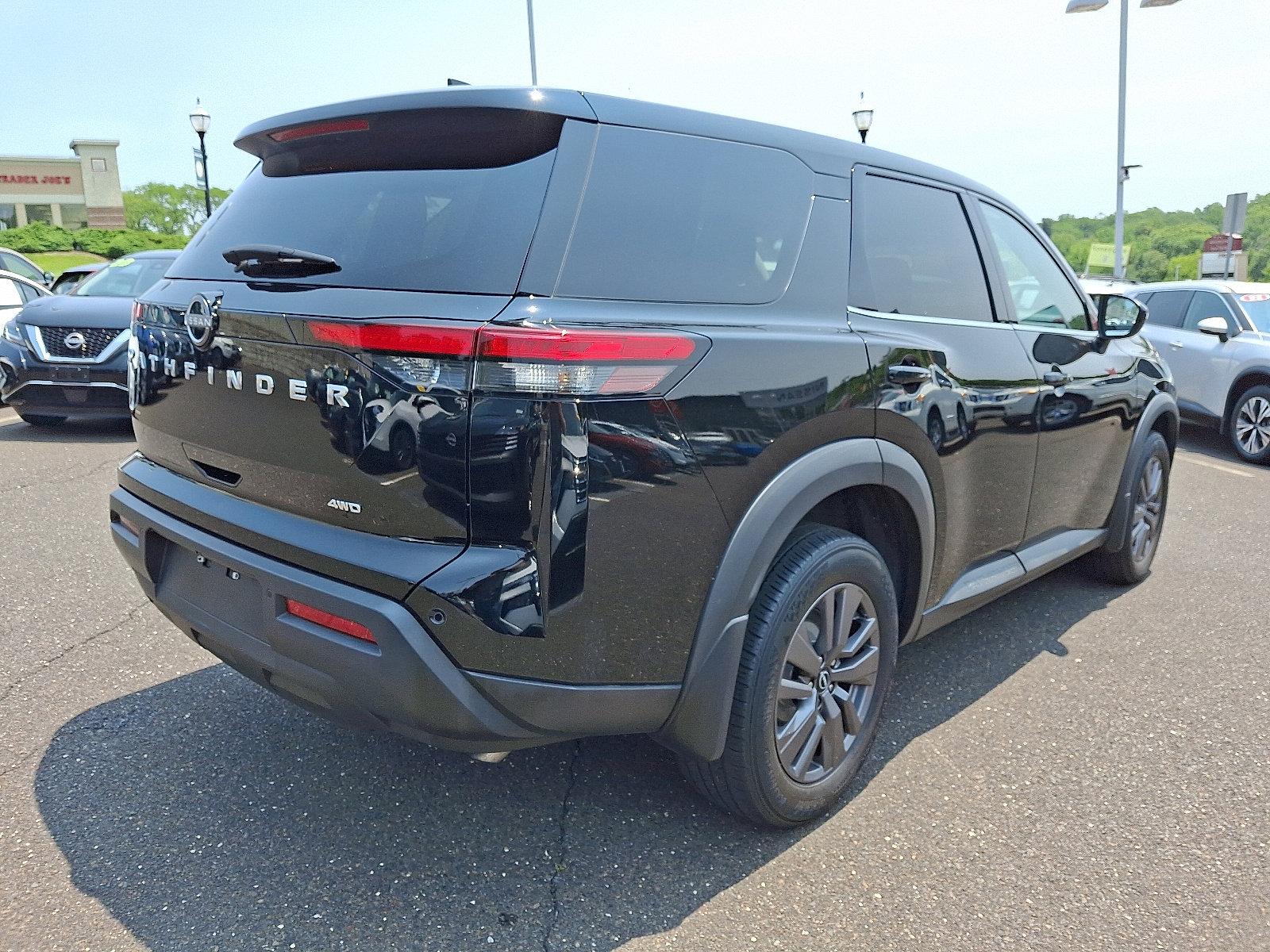 2023 Nissan Pathfinder Vehicle Photo in Jenkintown, PA 19046