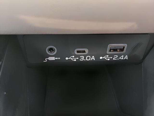 2025 Subaru Outback Vehicle Photo in Green Bay, WI 54304