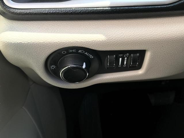 2020 Chrysler Voyager Vehicle Photo in MADISON, WI 53713-3220