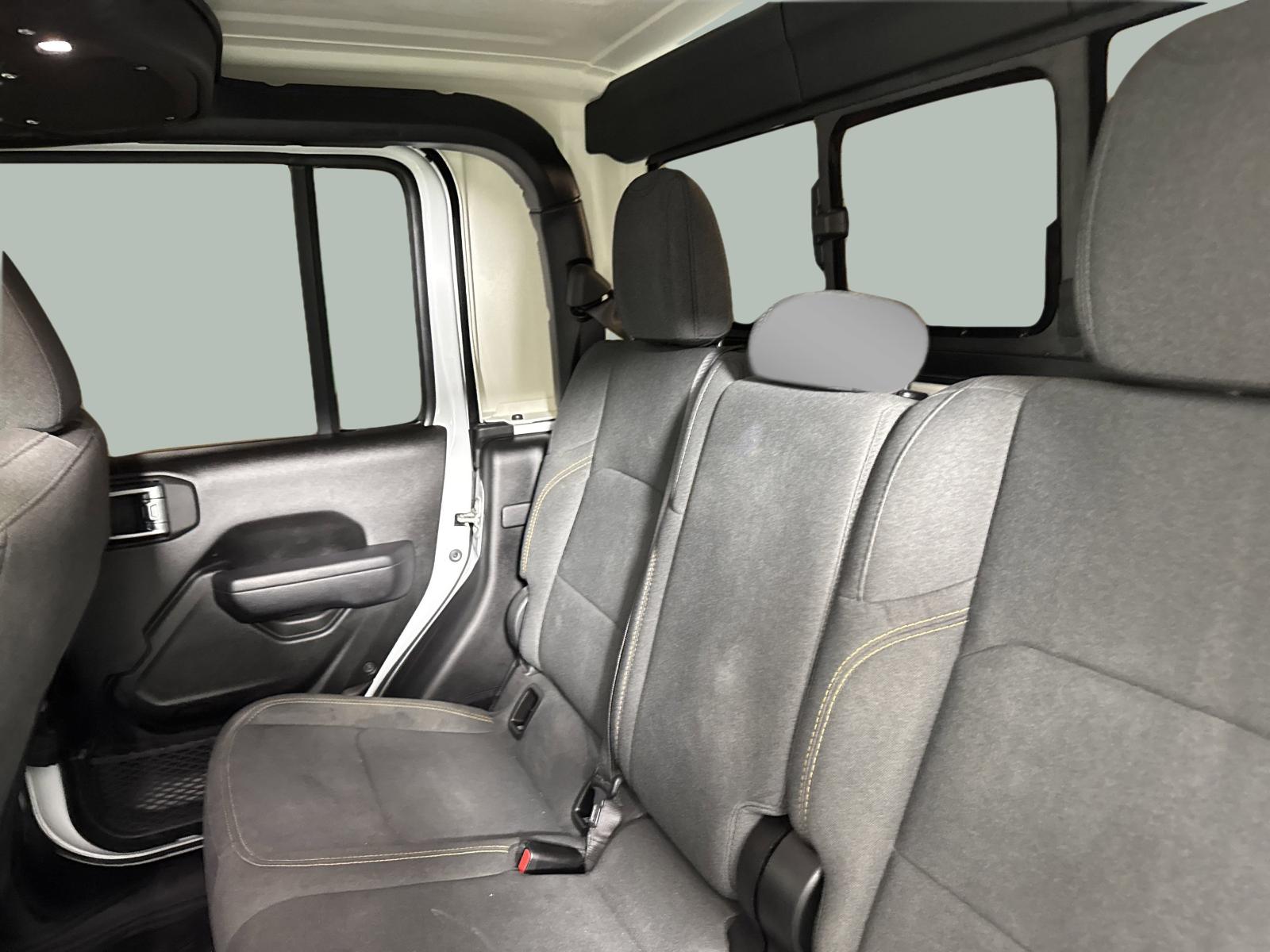 2024 Jeep Gladiator Vehicle Photo in GEORGETOWN, TX 78626-7508