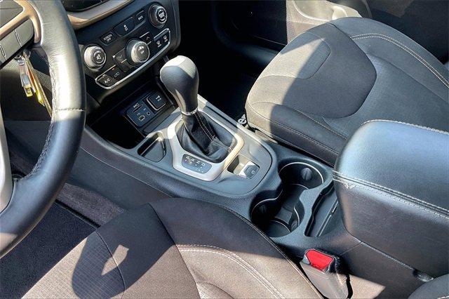 2016 Jeep Cherokee Vehicle Photo in INDEPENDENCE, MO 64055-1314