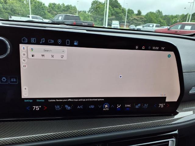 2025 Chevrolet Traverse Vehicle Photo in EMPORIA, VA 23847-1235