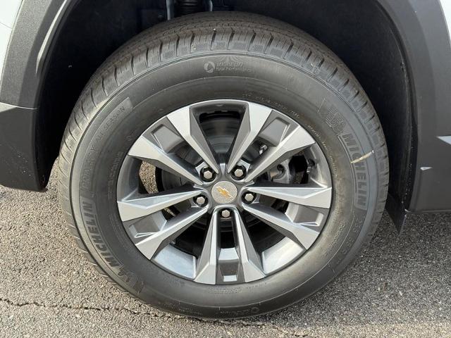 2026 Chevrolet Equinox Vehicle Photo in COLUMBIA, MO 65203-3903