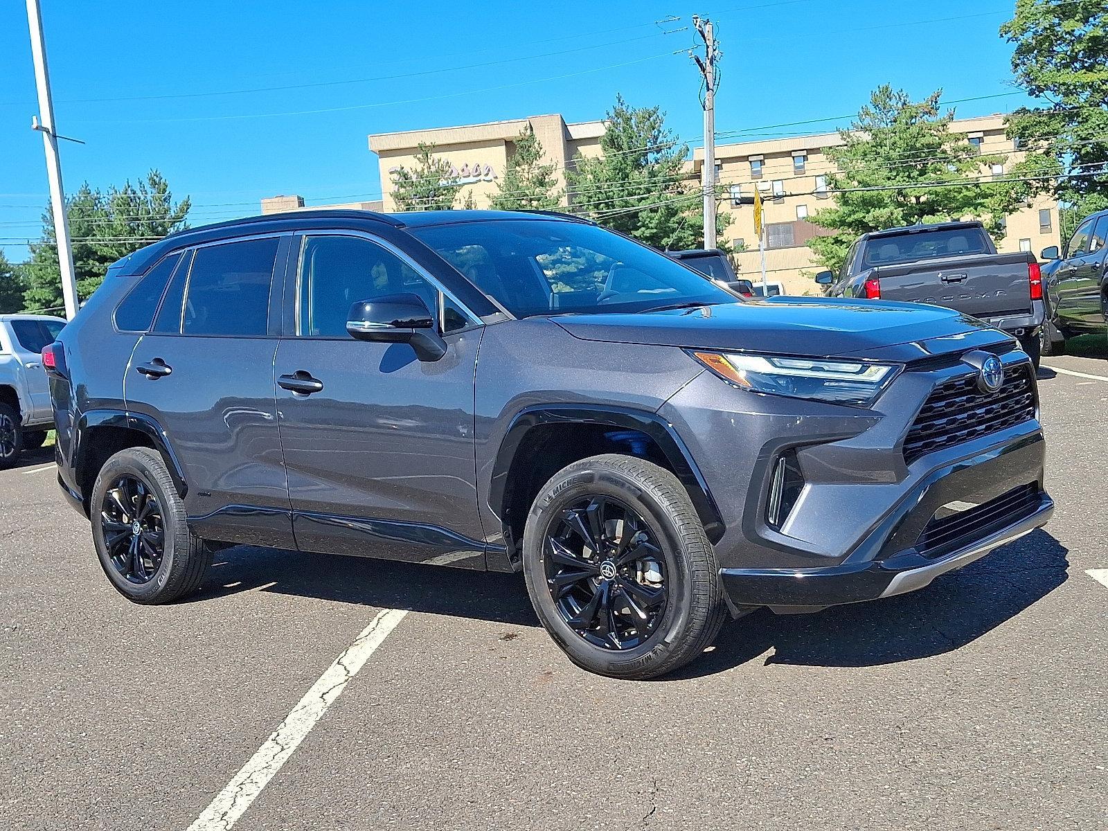 2022 Toyota RAV4 Vehicle Photo in Trevose, PA 19053