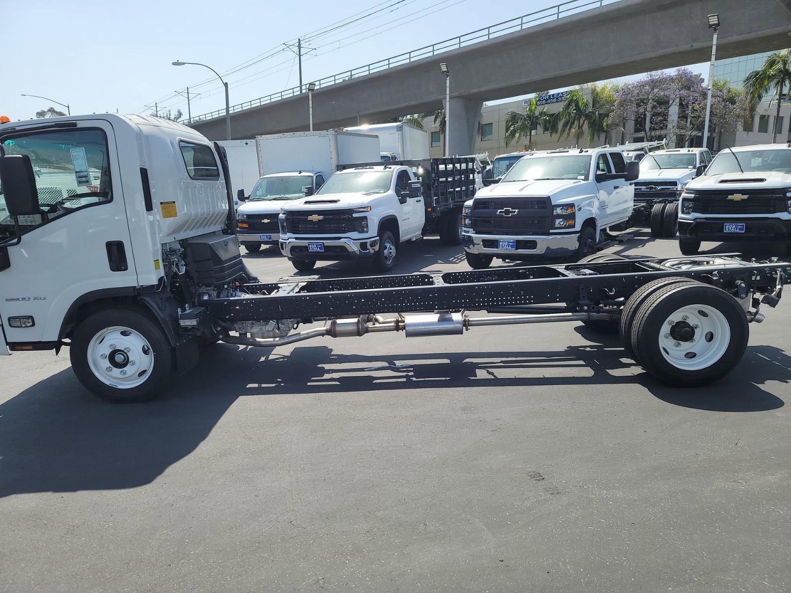 2024 Chevrolet 5500 XG LCF Gas Vehicle Photo in LA MESA, CA 91942-8211