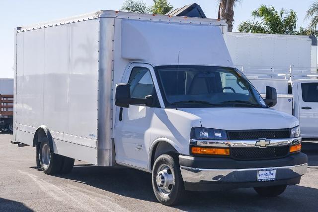 2023 Chevrolet Express Commercial Cutaway Vehicle Photo in VENTURA, CA 93003-8585