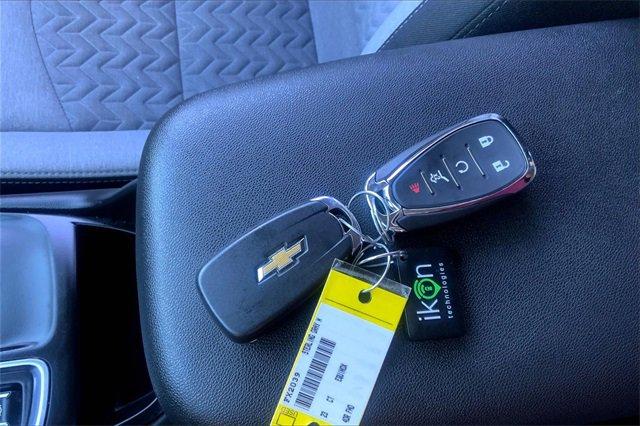 2023 Chevrolet Equinox Vehicle Photo in TOPEKA, KS 66609-0000