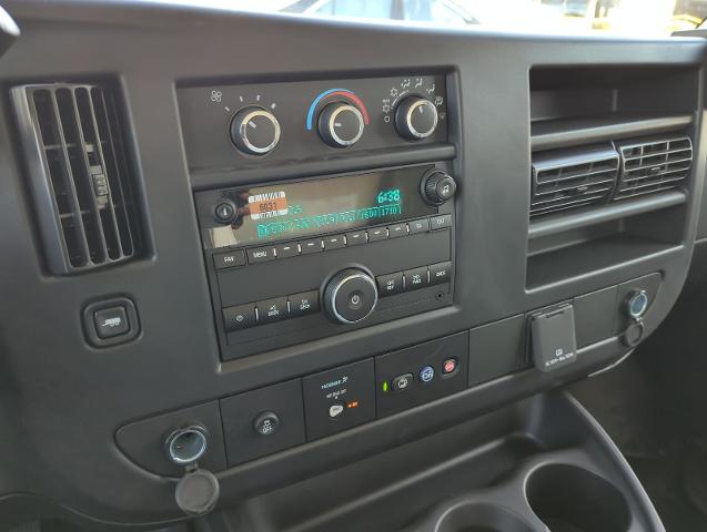 2024 GMC Savana Cutaway 3500 Vehicle Photo in PASADENA, CA 91107-3803