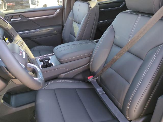 2025 GMC Acadia Vehicle Photo in GOODYEAR, AZ 85338-1310