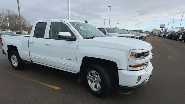 Used 2018 Chevrolet Silverado 1500 LT with VIN 1GCVKREC6JZ365920 for sale in Saint Cloud, Minnesota