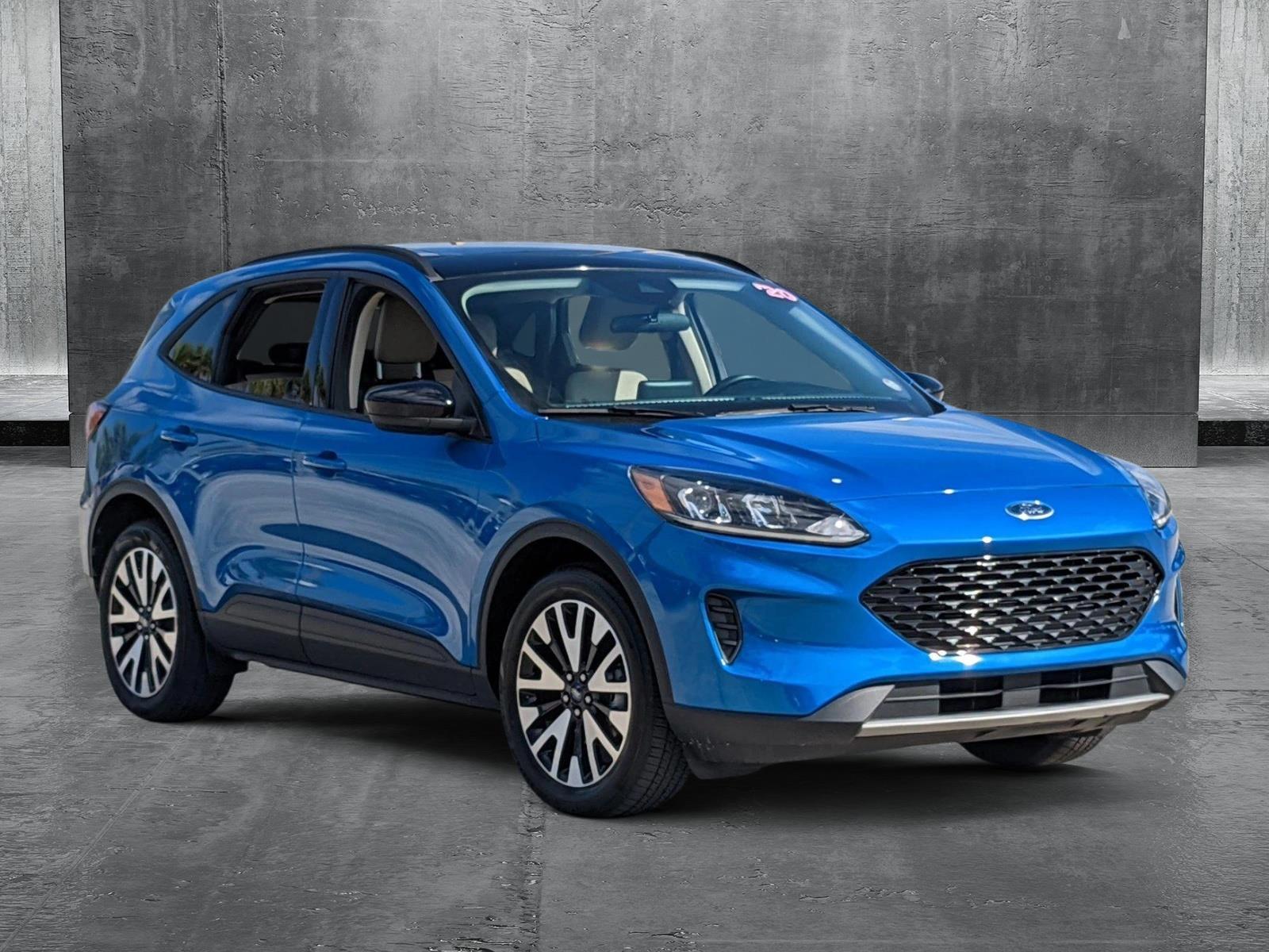 2020 Ford Escape Vehicle Photo in Miami, FL 33015