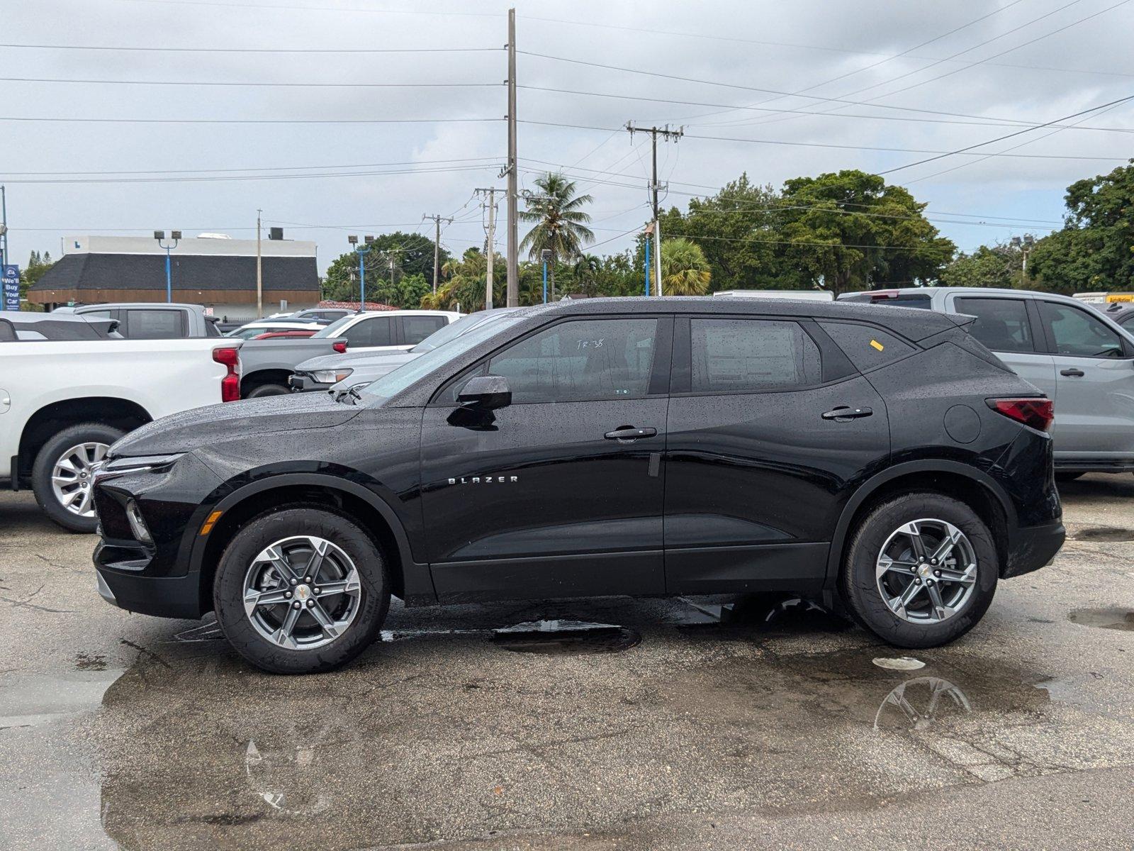 2025 Chevrolet Blazer Vehicle Photo in MIAMI, FL 33134-2699