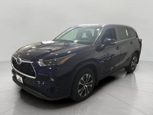 2022 Toyota Highlander Vehicle Photo in GREEN BAY, WI 54303-3330