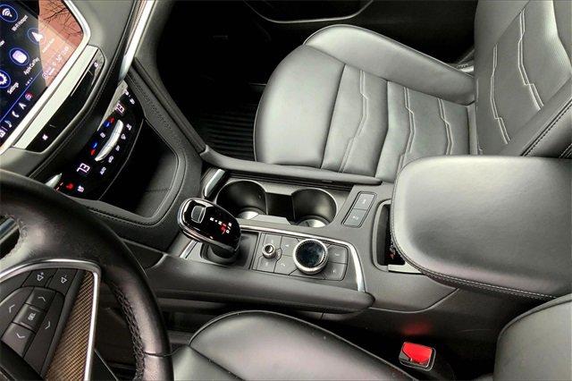 2024 Cadillac XT5 Vehicle Photo in KANSAS CITY, MO 64114-4545