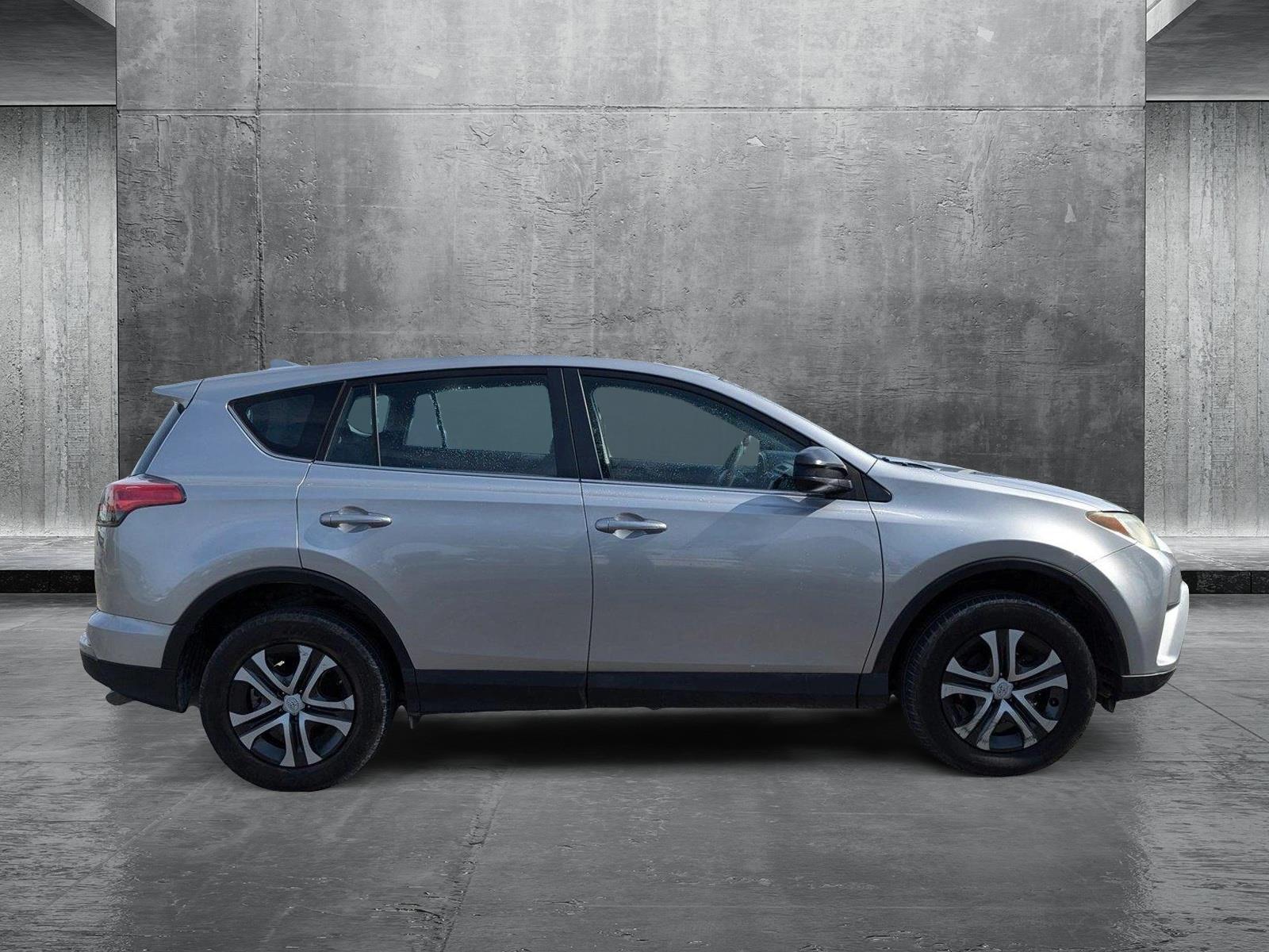 2018 Toyota RAV4 Vehicle Photo in Miami, FL 33015