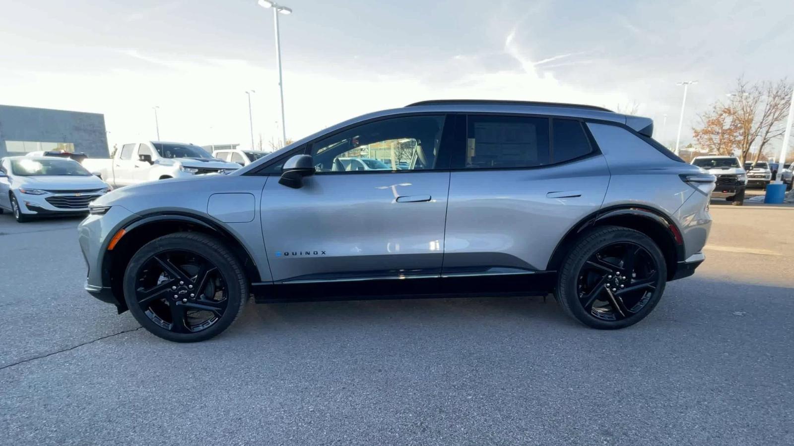 2025 Chevrolet Equinox EV Vehicle Photo in BENTONVILLE, AR 72712-4322