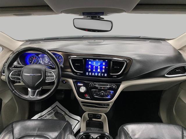 2017 Chrysler Pacifica Vehicle Photo in Appleton, WI 54913