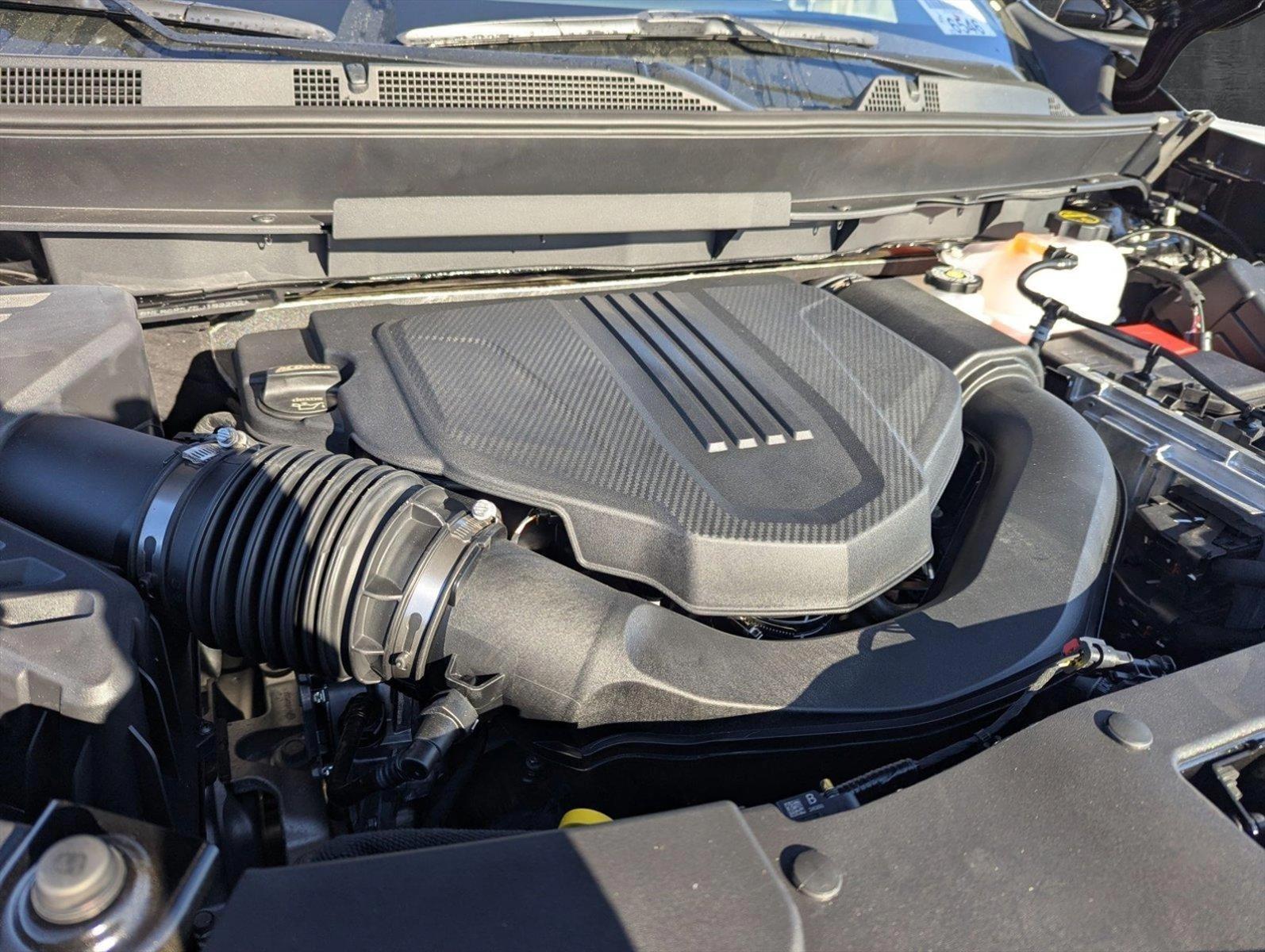 2025 Chevrolet Traverse Vehicle Photo in PEMBROKE PINES, FL 33024-6534