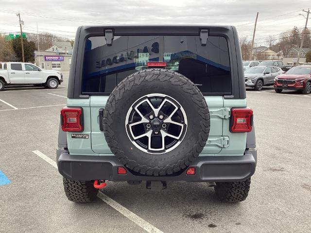 2024 Jeep Wrangler Vehicle Photo in Gardner, MA 01440