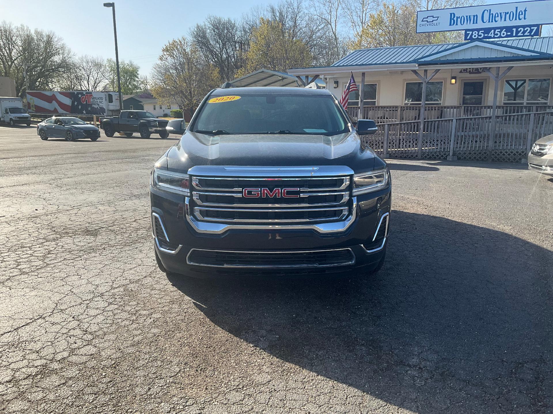 Used 2020 GMC Acadia SLE with VIN 1GKKNKLS1LZ149475 for sale in Kansas City