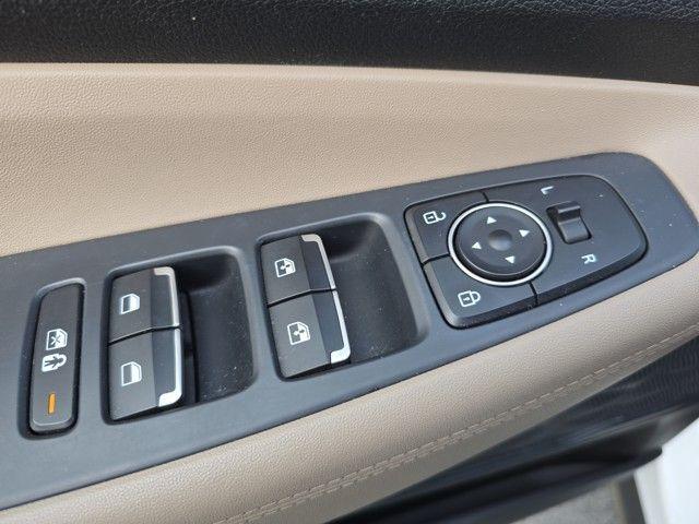 2022 Hyundai SANTA FE Vehicle Photo in Pleasant Hills, PA 15236