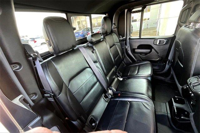 2021 Jeep Gladiator Vehicle Photo in TOPEKA, KS 66609-0000