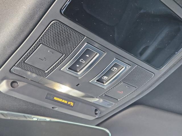 2025 Defender Vehicle Photo in AUSTIN, TX 78717