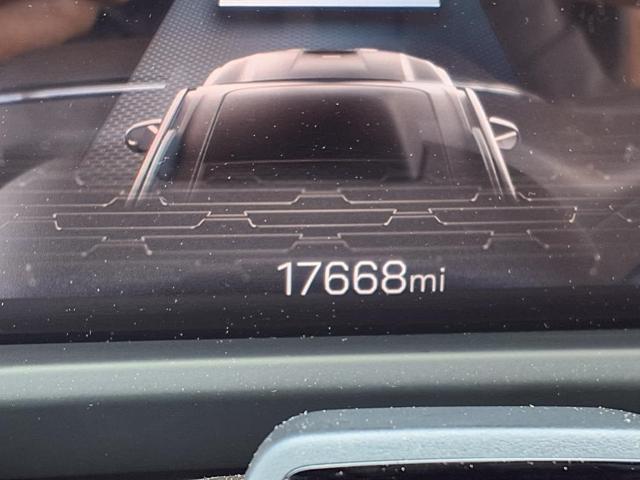 2024 GMC Acadia Vehicle Photo in ROXBORO, NC 27573-6143