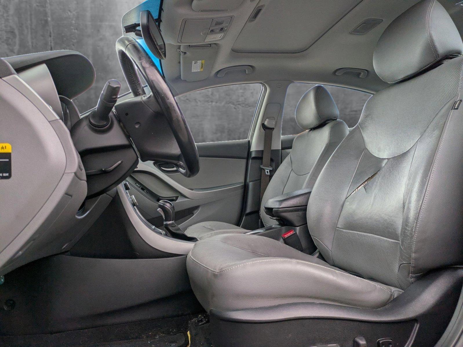 2014 Hyundai ELANTRA Vehicle Photo in Valencia, CA 91355-1794