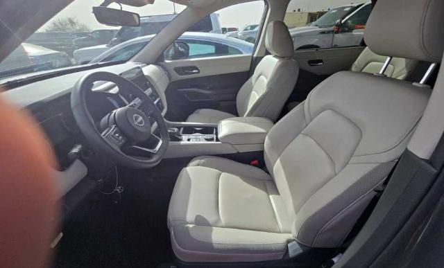 2024 Nissan Pathfinder Vehicle Photo in DALLAS, TX 75209