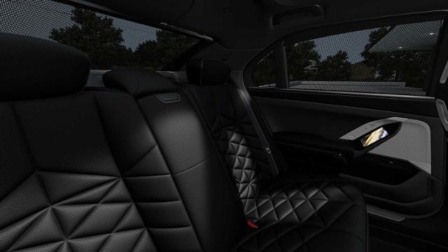 2025 BMW 740i xDrive Vehicle Photo in GRAPEVINE, TX 76051