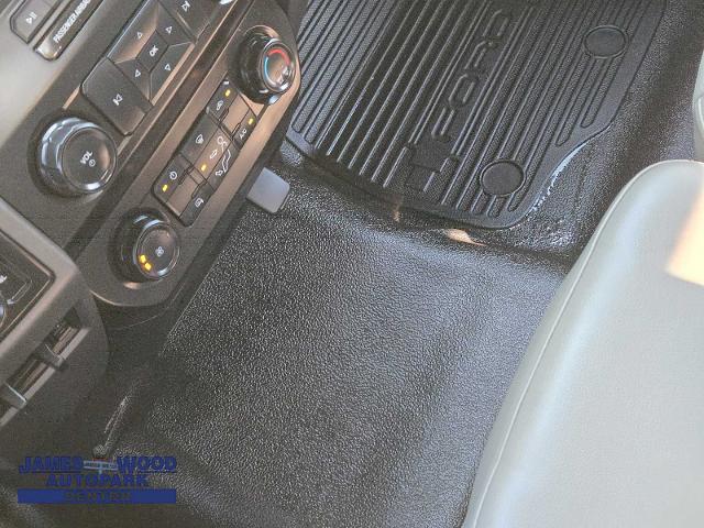 2021 Ford Super Duty F-450 DRW Vehicle Photo in DENTON, TX 76210-9321