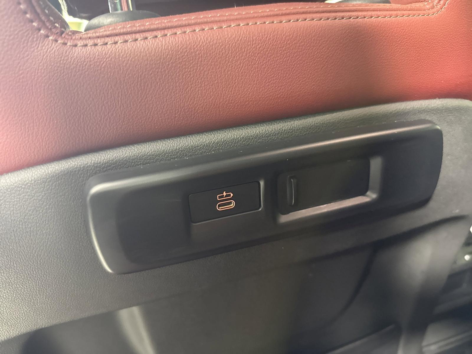 2022 BMW X6 xDrive40i Vehicle Photo in Georgetown, TX 78626